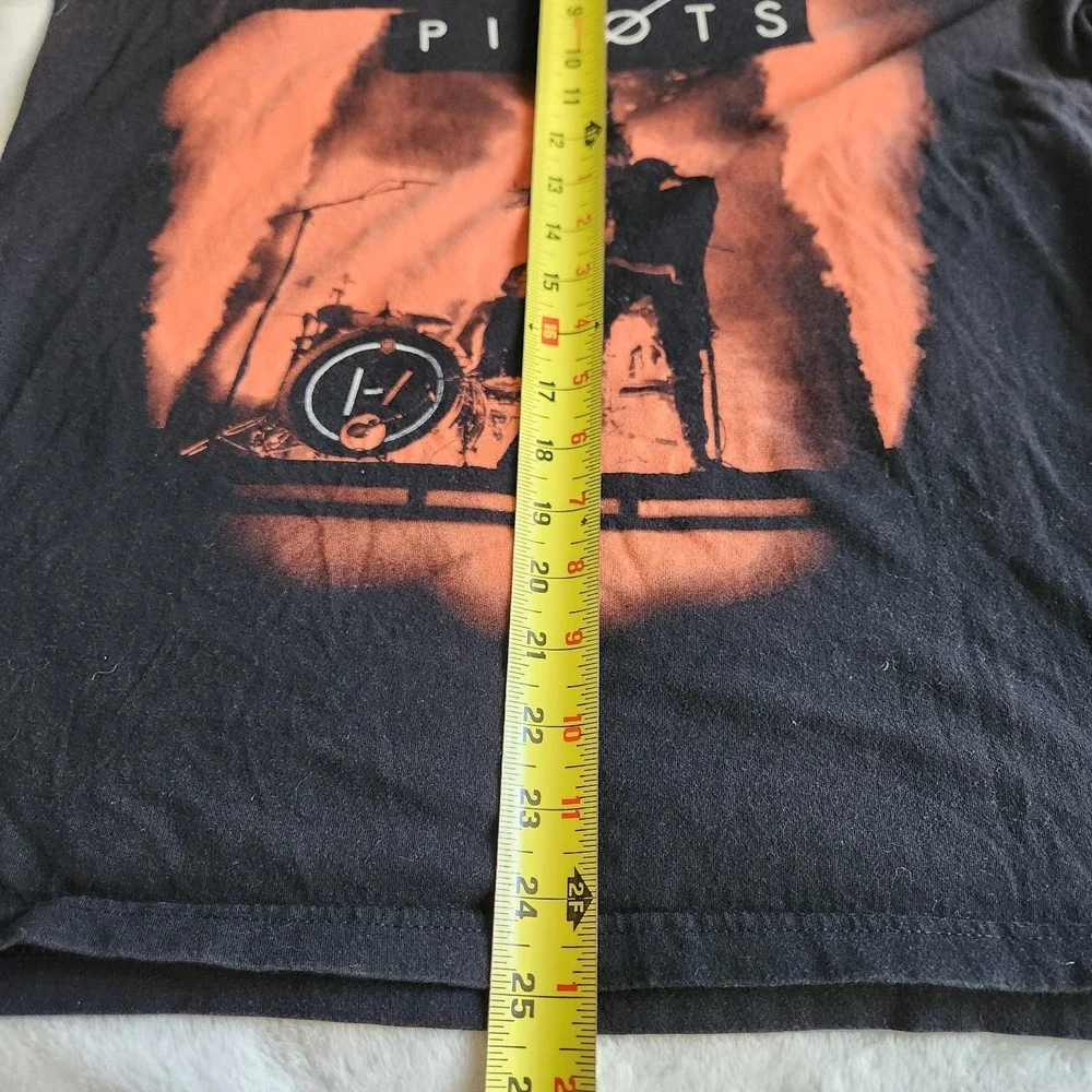 Twenty One Pilots Emotional Roadshow Tour 2017 Top Official T-Shirt Black Small - Picture 6 of 6